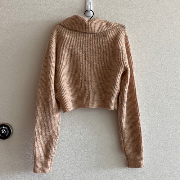 Marianna Hewitt Carly Deep V Sweater in Blush Nude - Picture 3 of 4